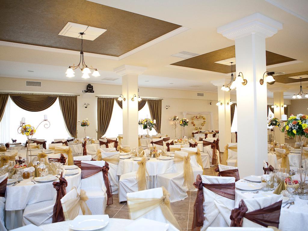 Hotel Dusan Si Fiul Resita Nord Екстер'єр фото